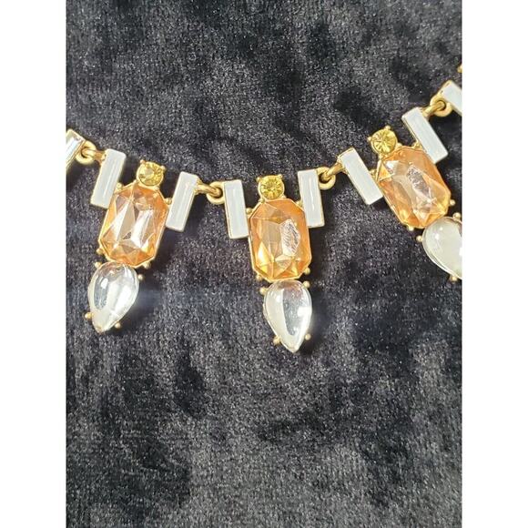 Crystal Art Deco Style Rhinestone Statement Stylish Goldtone Necklace - Picture 4 of 6